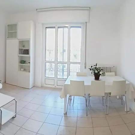 Accogliente A Due Passi Dal Metro Di Milano - Casa Adriana Oda ve Kahvaltı Cologno Monzese