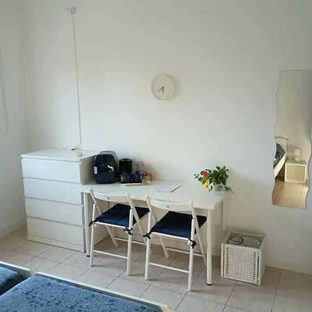 Accogliente A Due Passi Dal Metro Di Milano - Casa Adriana Bed & Breakfast Cologno Monzese