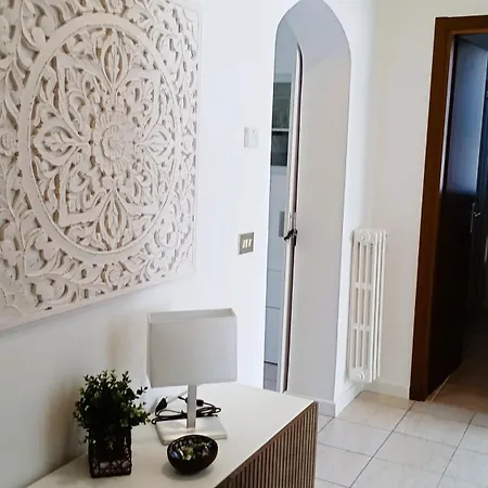 Bed & Breakfast Accogliente A Due Passi Dal Metro Di Milano - Casa Adriana